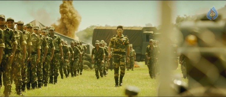 Sarrainodu Movie New Photos - 27 / 41 photos