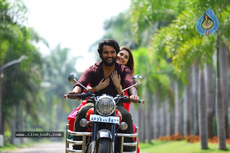 Sashi Movie Photos - 1 / 3 photos