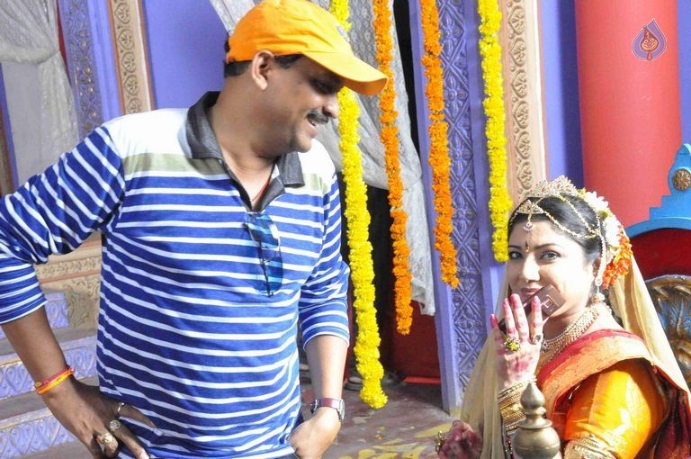 Sathee Timmamambha New Photos - 7 / 37 photos