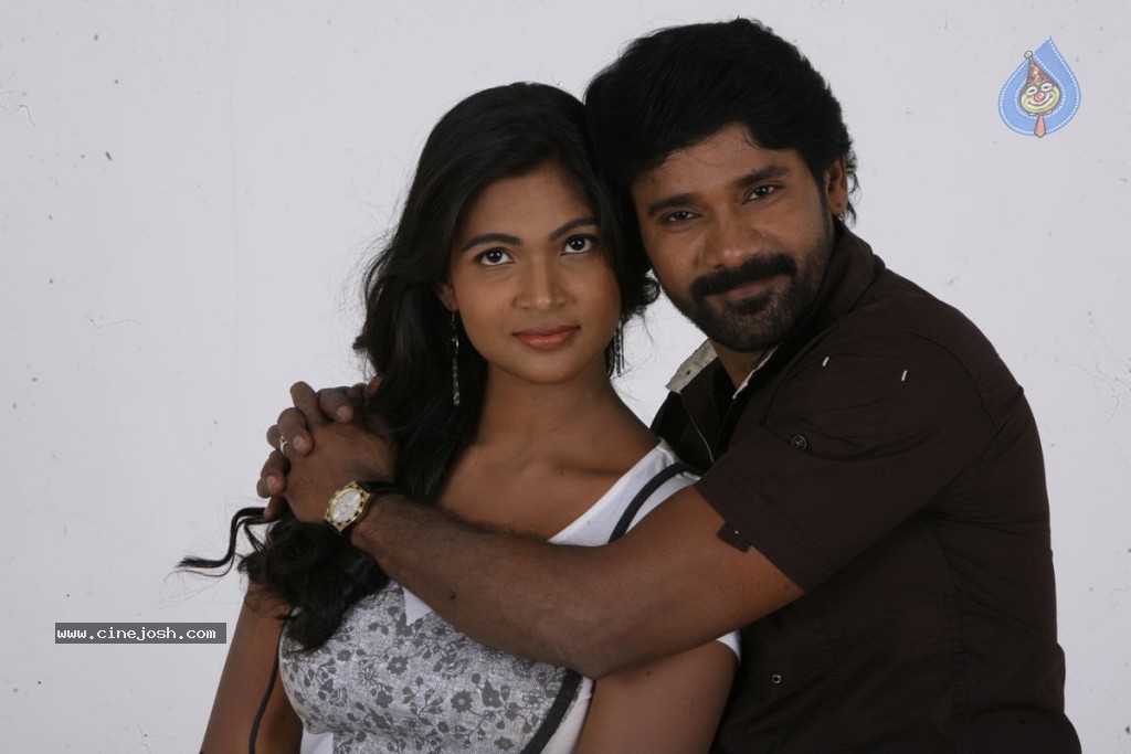 Sathiram Perunthu Nilaiyam Tamil Movie New Stills - 33 / 76 photos