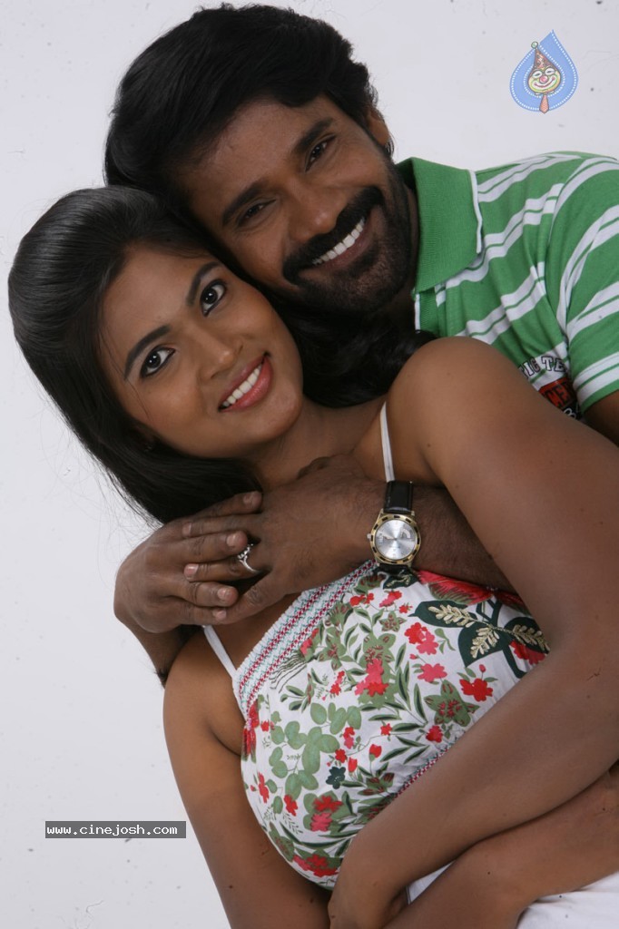 Sathiram Perunthu Nilaiyam Tamil Movie New Stills - 43 / 76 photos