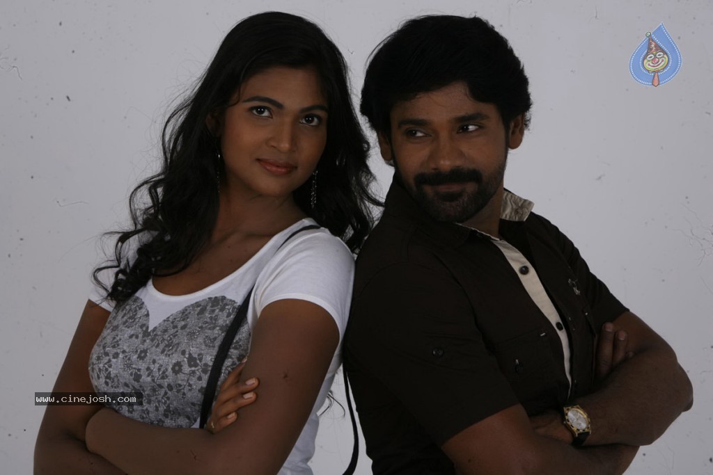 Sathiram Perunthu Nilaiyam Tamil Movie New Stills - 62 / 76 photos