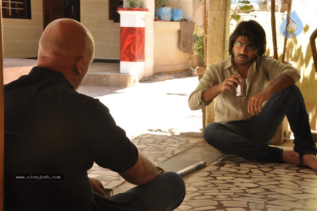 Satya 2 Movie Stills n Posters - 3 / 27 photos