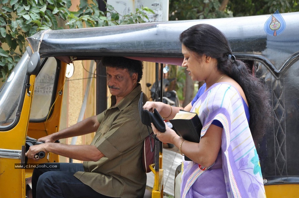 Satyam Vaipu Margam Stills n Walls - 39 / 49 photos
