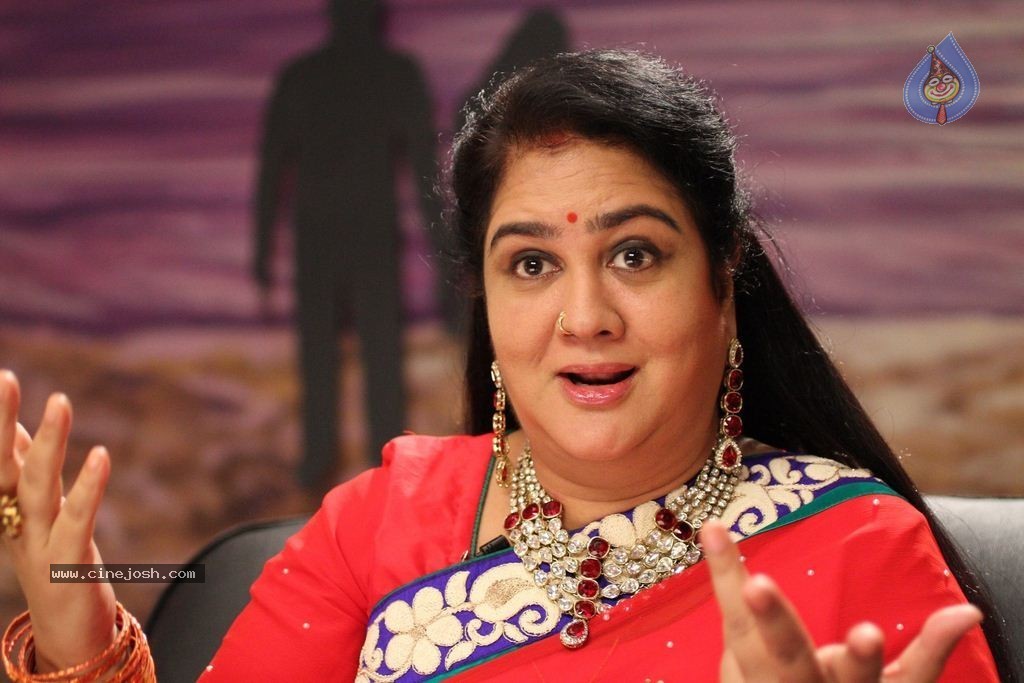 Savaale Samaali Tamil Movie Stills - 7 / 22 photos