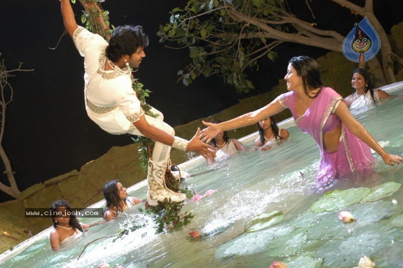 Seema Tapakai Movie Photo Gallery - 52 / 309 photos