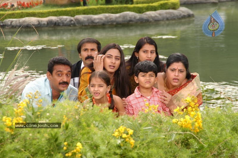 Seema Tapakai Movie Photo Gallery - 83 / 309 photos