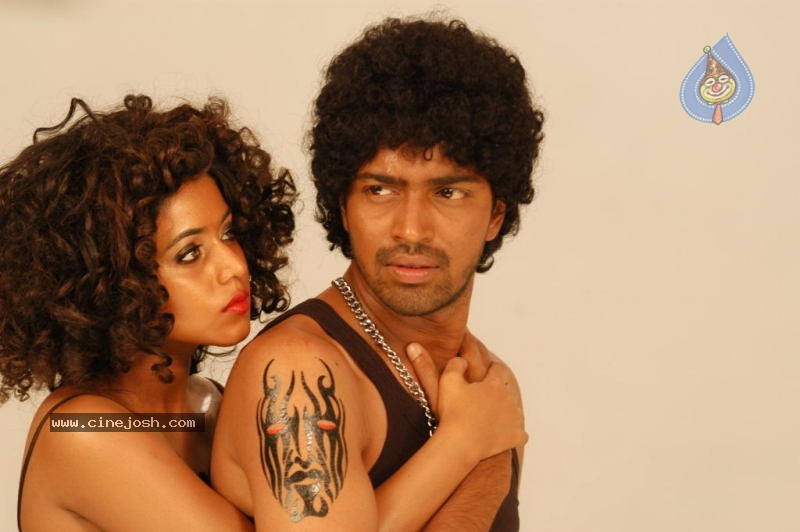 Seema Tapakai Movie Photo Gallery - 160 / 309 photos