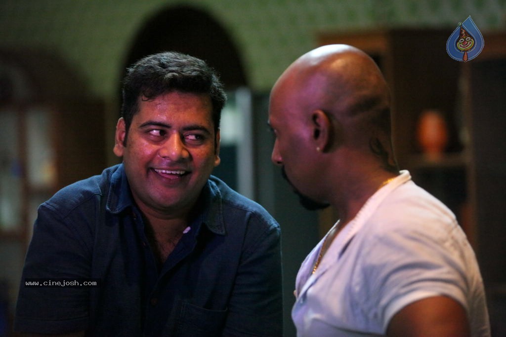 Seesa Movie Stills and Posters - 50 / 53 photos
