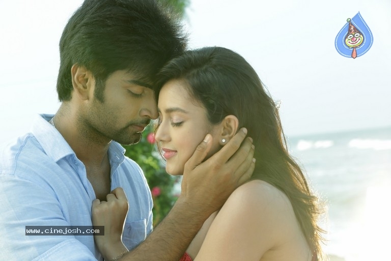 Semma Botha Aagathey Movie Stills - 17 / 26 photos