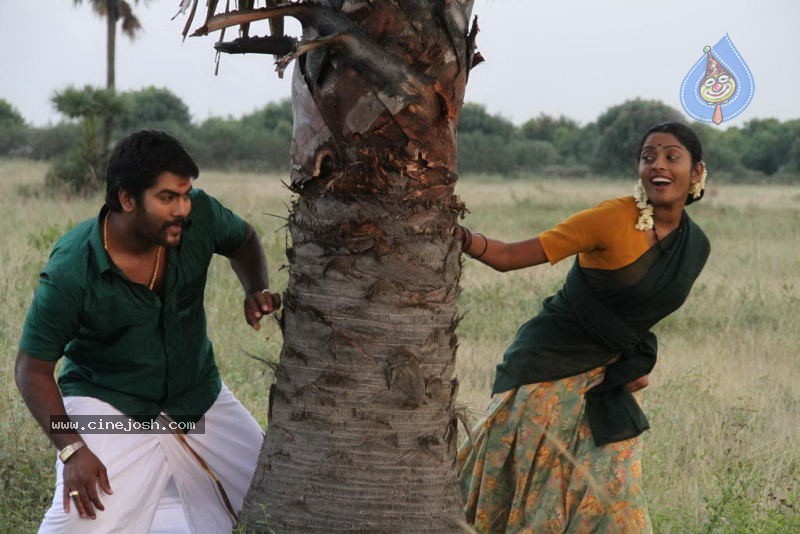 Sengathu Bhoomiyile Tamil Movie Stills - 5 / 106 photos