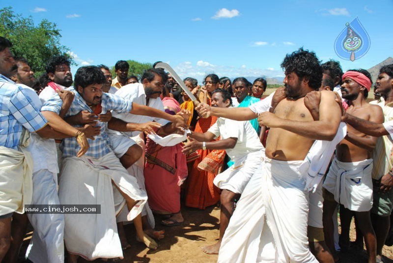 Sengathu Bhoomiyile Tamil Movie Stills - 37 / 106 photos