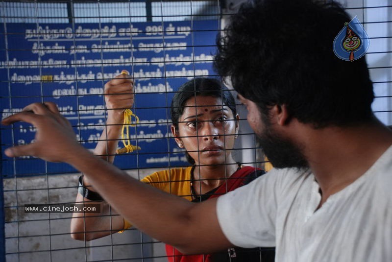 Sengathu Bhoomiyile Tamil Movie Stills - 44 / 106 photos
