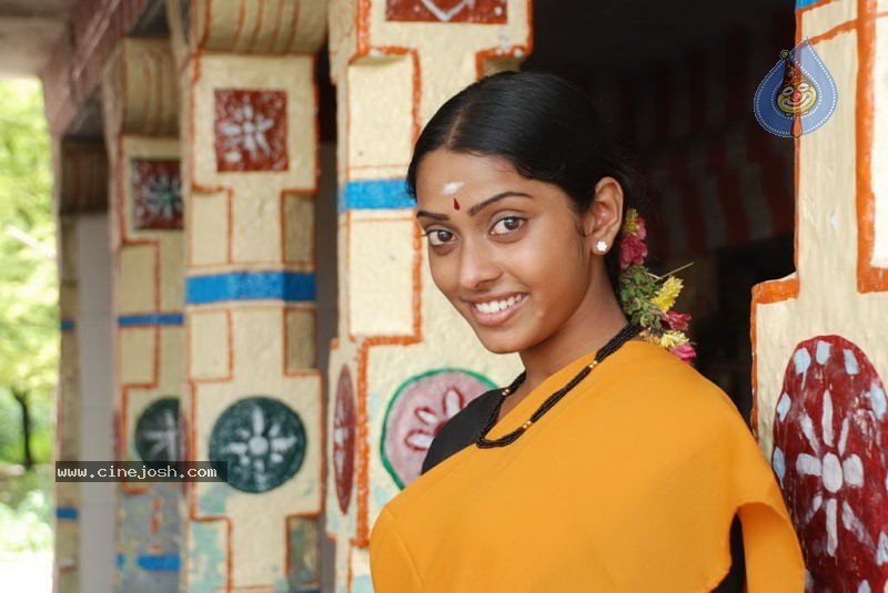 Sengathu Bhoomiyile Tamil Movie Stills - 56 / 106 photos