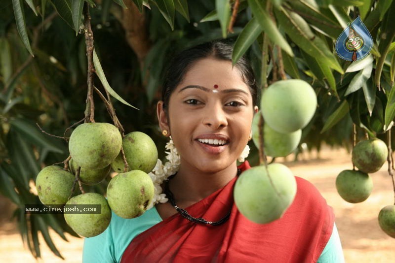 Sengathu Bhoomiyile Tamil Movie Stills - 74 / 106 photos