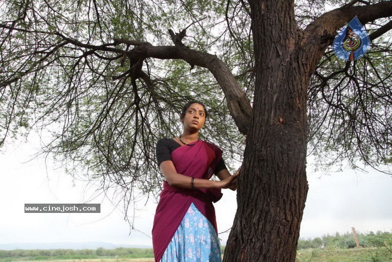 Sengathu Bhoomiyile Tamil Movie Stills - 84 / 106 photos