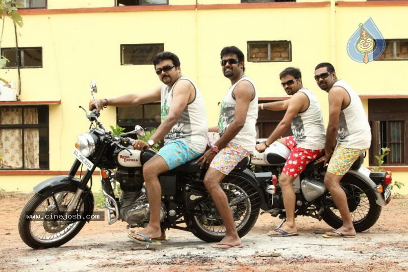 Seniors Malayalam Movie Stills - 42 / 50 photos