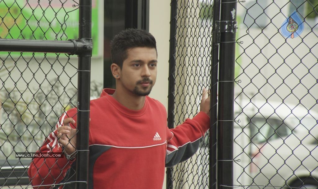 Sernthu Polama Tamil Movie Stills - 2 / 12 photos