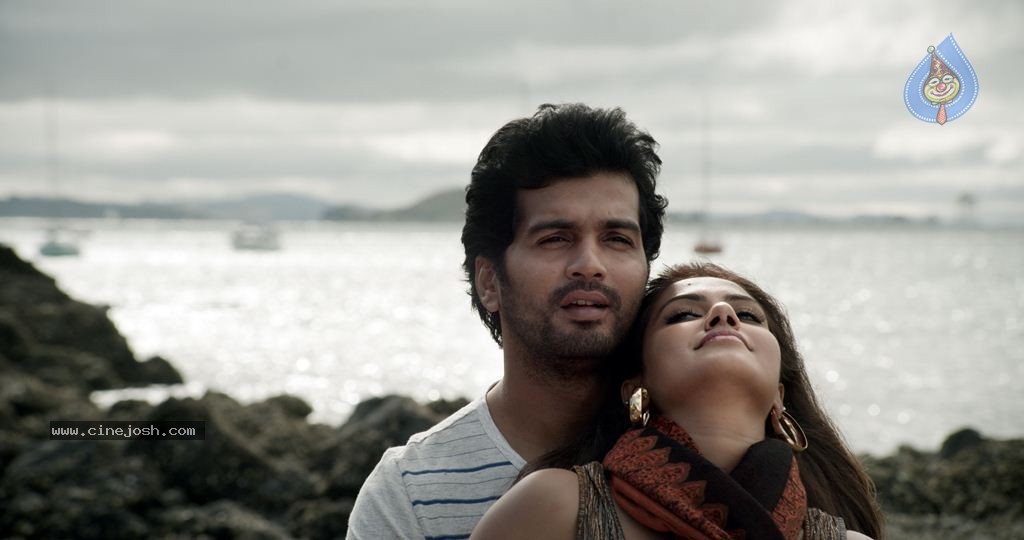 Sernthu Polama Tamil Movie Stills - 6 / 12 photos