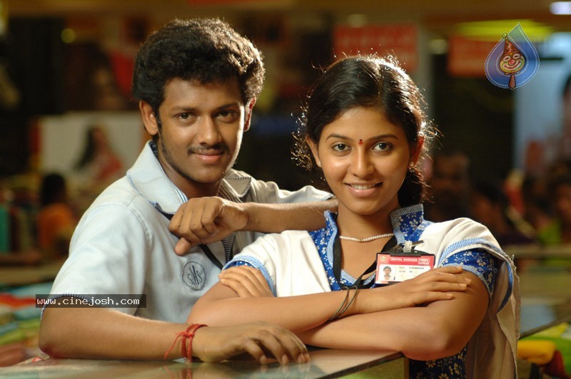 Shopping Mall Movie Stills - 3 / 17 photos