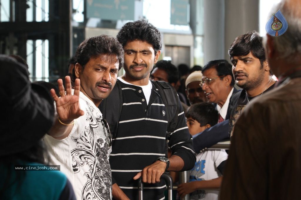Sigaram Thodu Tamil Movie New Stills - 36 / 49 photos