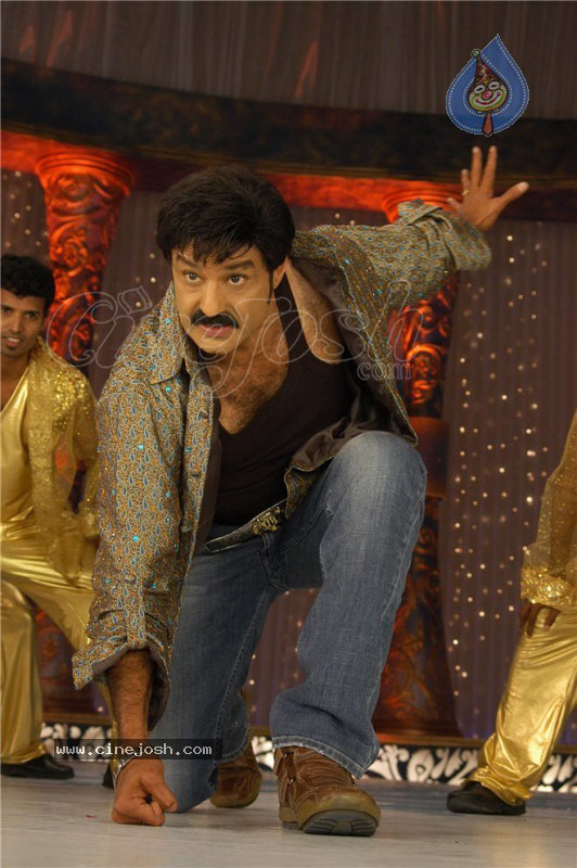 Simha Movie New Stills (CineJosh Exclusive) - 18 / 52 photos