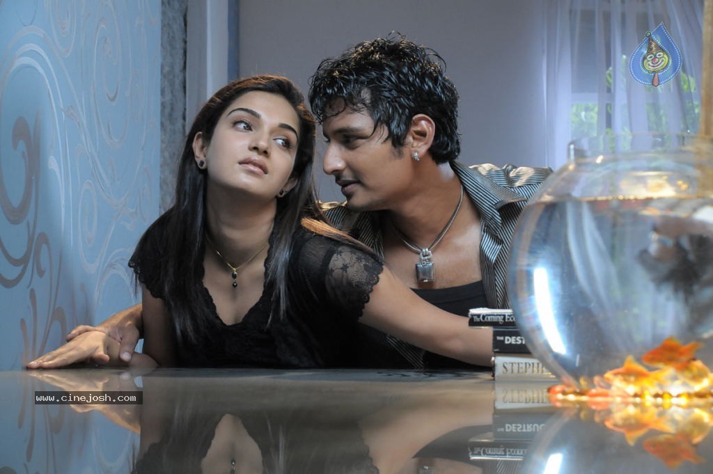 Simham Puli Movie Hot Stills - 13 / 27 photos