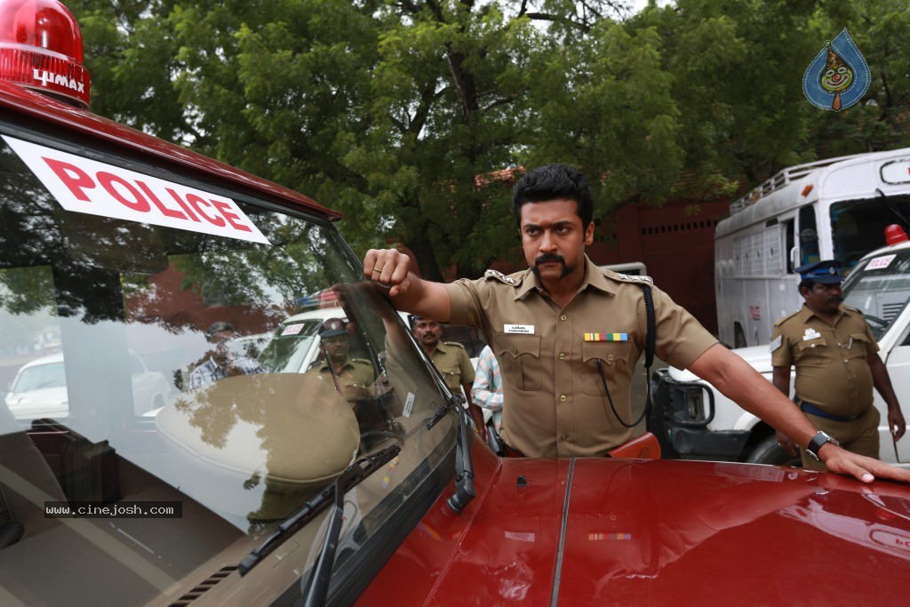 Singam Movie Stills and Wallpapers - 69 / 149 photos
