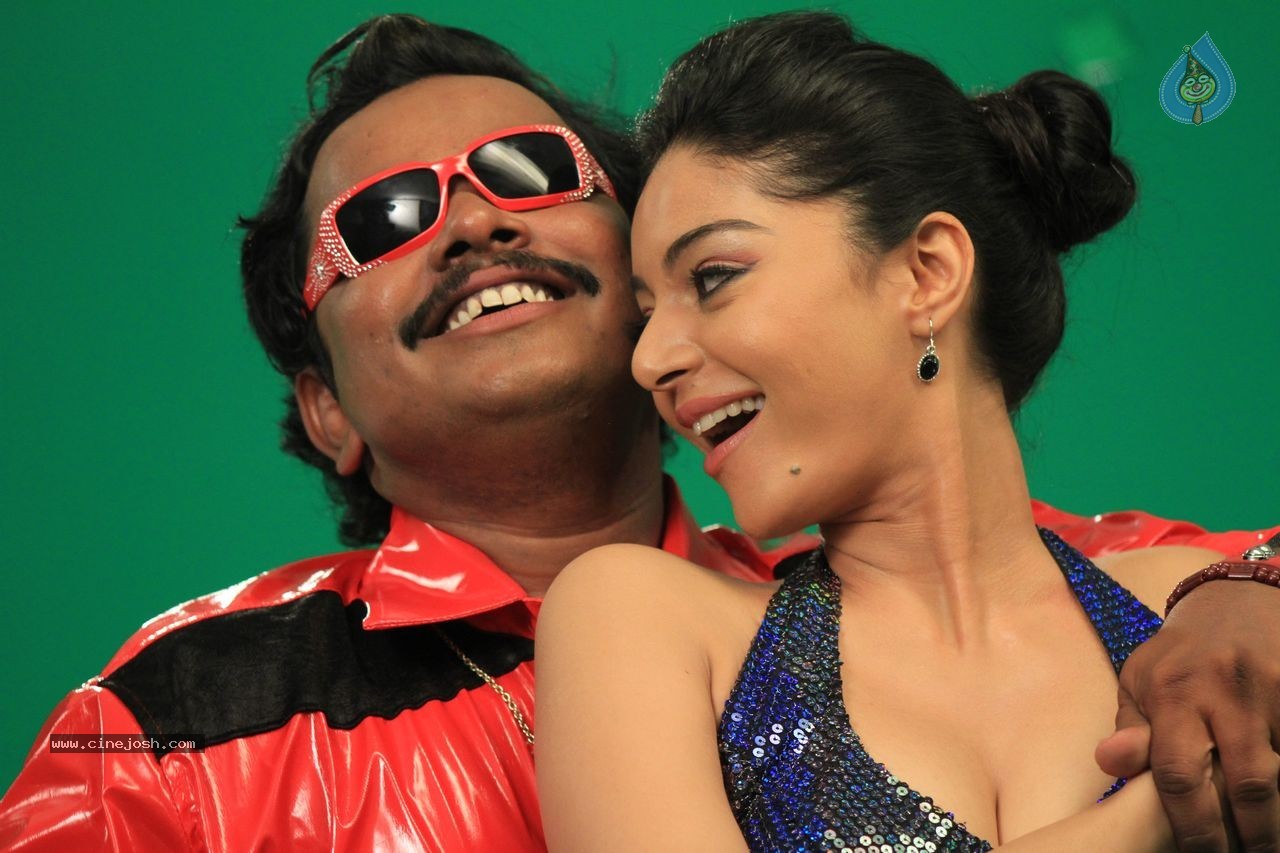 Singham 123 Movie Stills and Posters - 15 / 17 photos