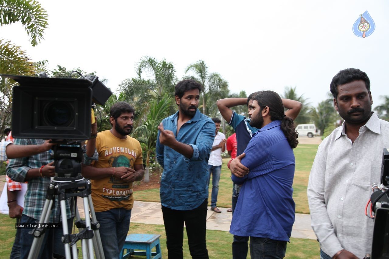 Singham 123 Movie Stills & Working Stills - 14 / 78 photos