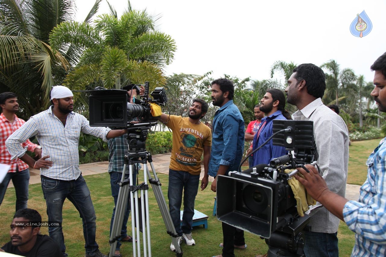 Singham 123 Movie Stills & Working Stills - 56 / 78 photos