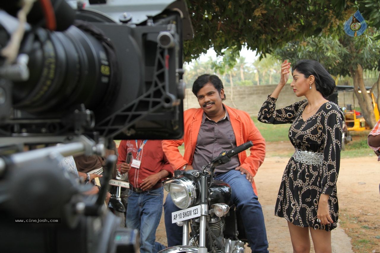 Singham 123 Movie Stills & Working Stills - 72 / 78 photos