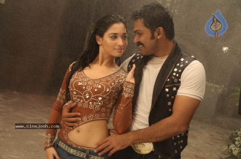 Siruthai Tamil Movie Gallery - 7 / 42 photos