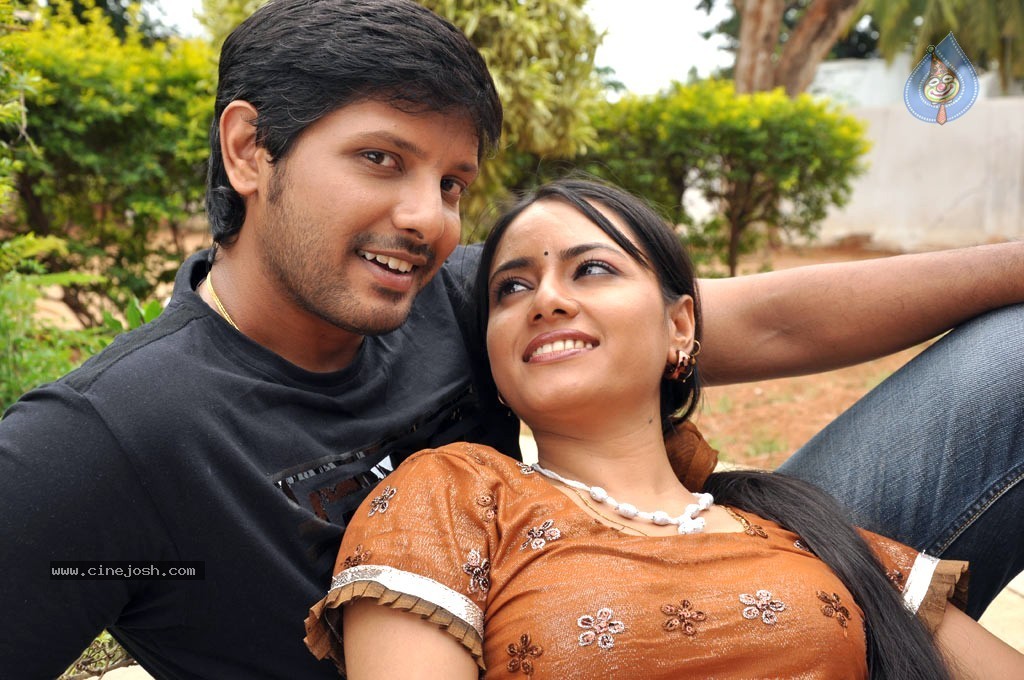 Siruvani Movie Stills - 15 / 33 photos