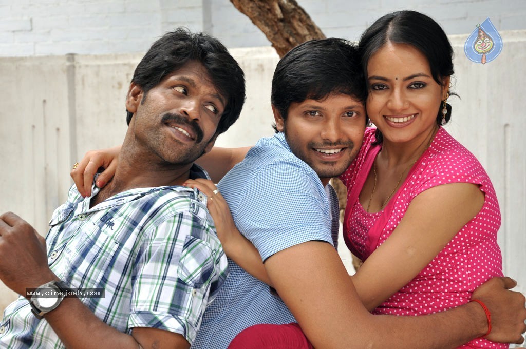 Siruvani Movie Stills - 18 / 33 photos