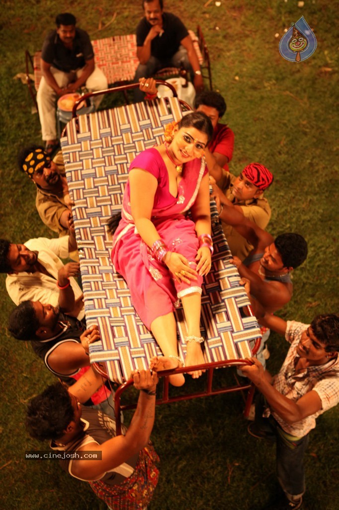 Siruvani Tamil Movie Hot Photos - 62 / 88 photos
