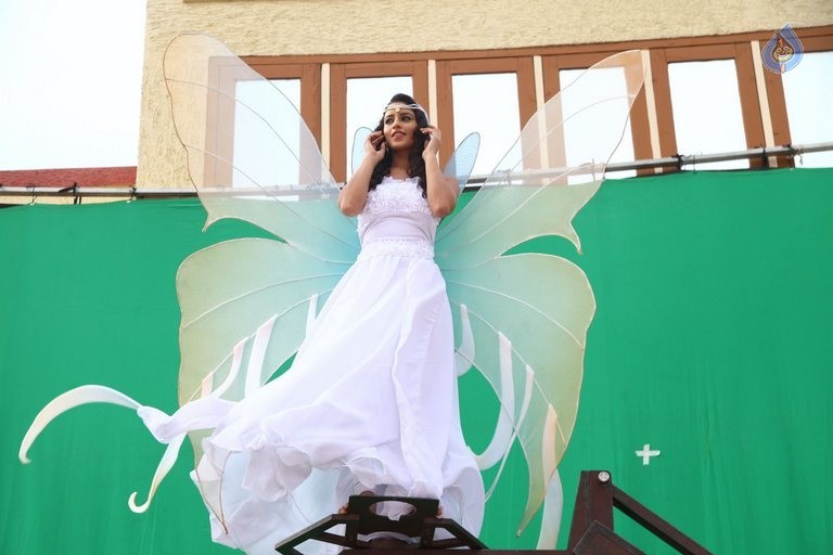 Sitara Movie New Photos - 42 / 62 photos
