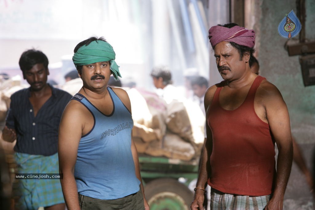 Sivaji 3D Movie Stills and PM - 9 / 22 photos