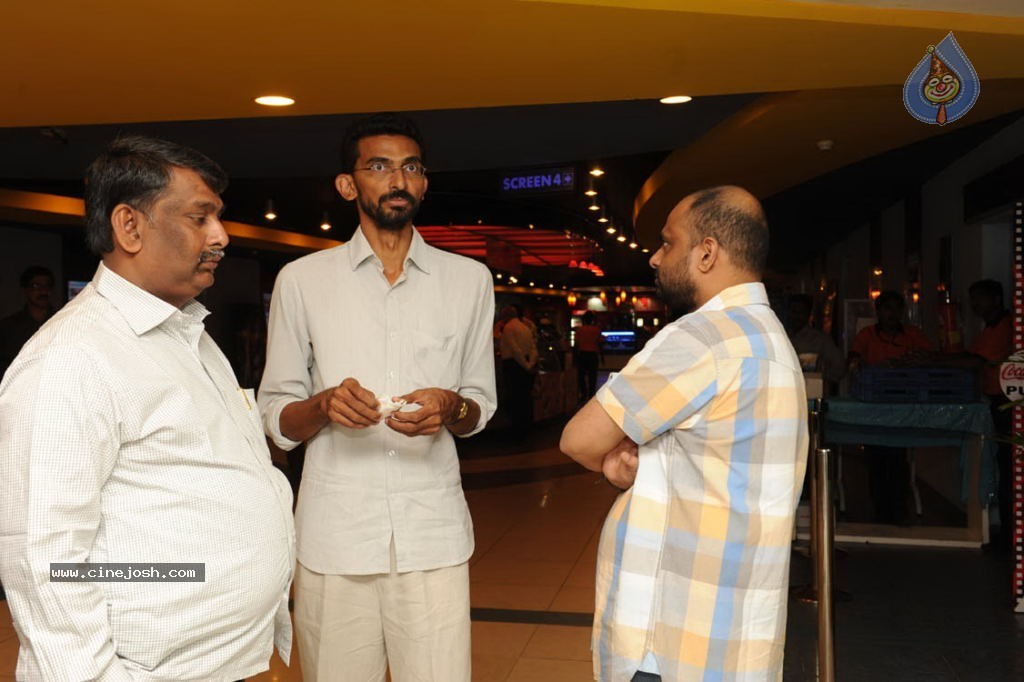 Sivaji 3D Movie Stills and PM - 11 / 22 photos