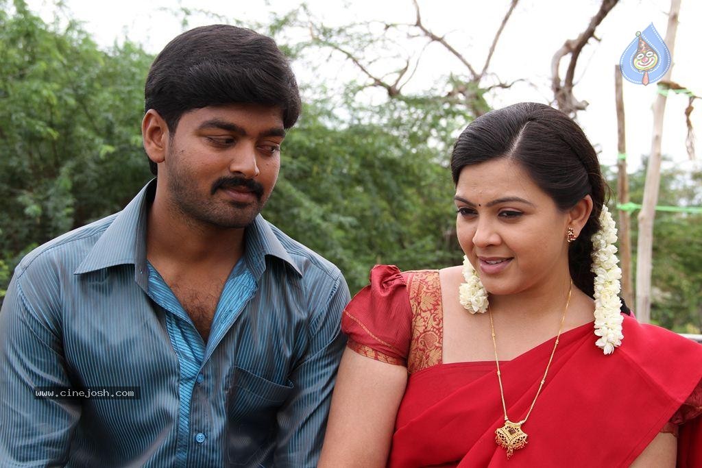 Sivappu Manidharagal Tamil Movie Photos - 29 / 67 photos