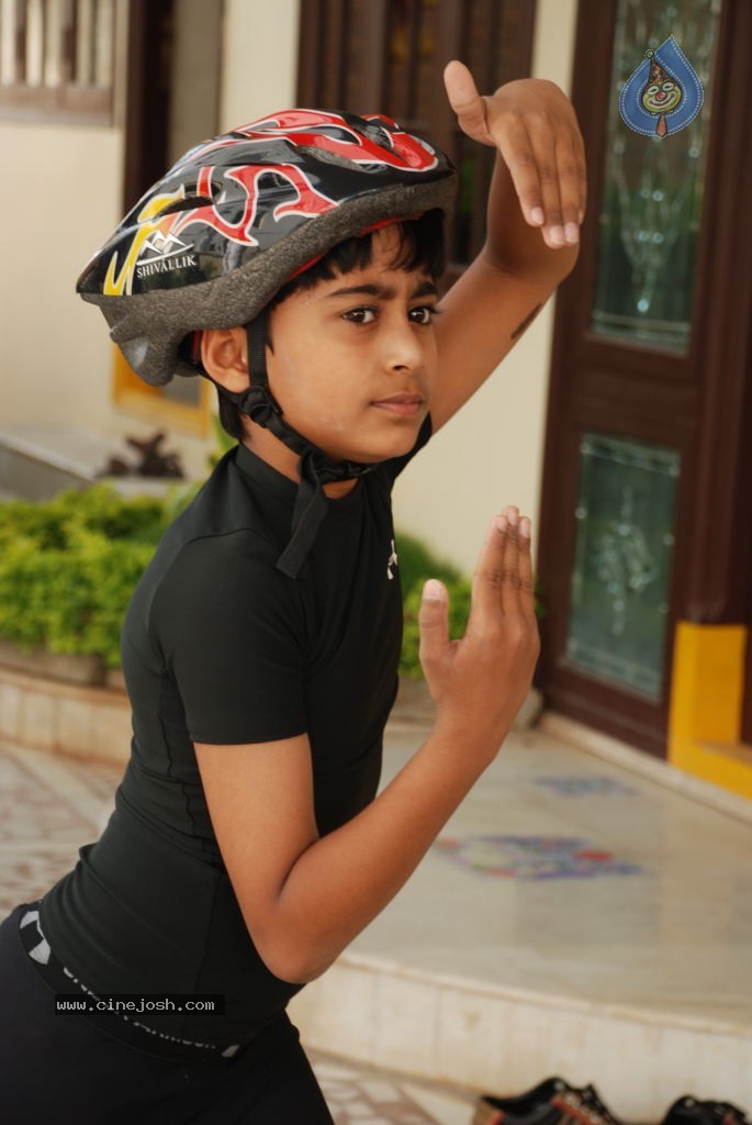 Skating Master Movie Stills - 31 / 48 photos