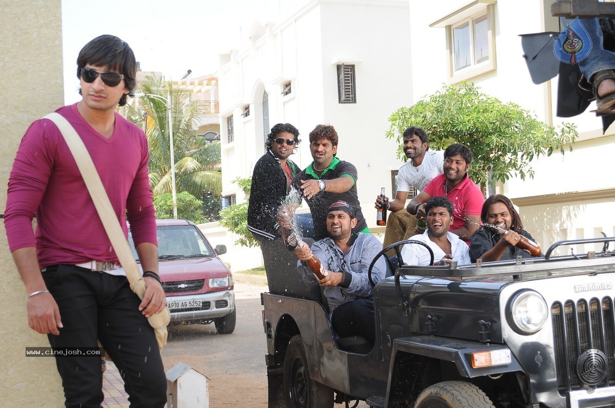 Snehame Thoduga Movie Stills - 2 / 142 photos