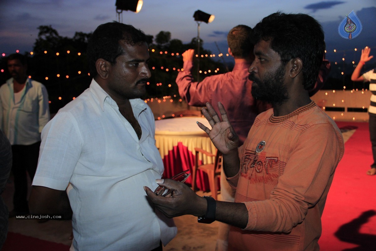 Snehame Thoduga Movie Stills - 79 / 142 photos