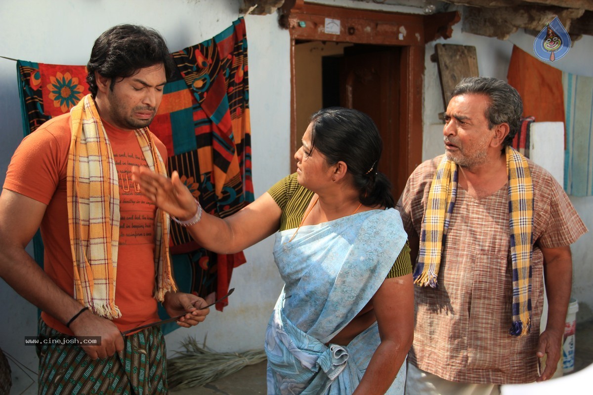 Snehame Thoduga Movie Stills - 99 / 142 photos