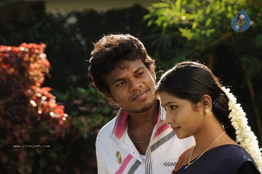 Sogusu Perundhu Tamil Movie Stills - 30 / 55 photos