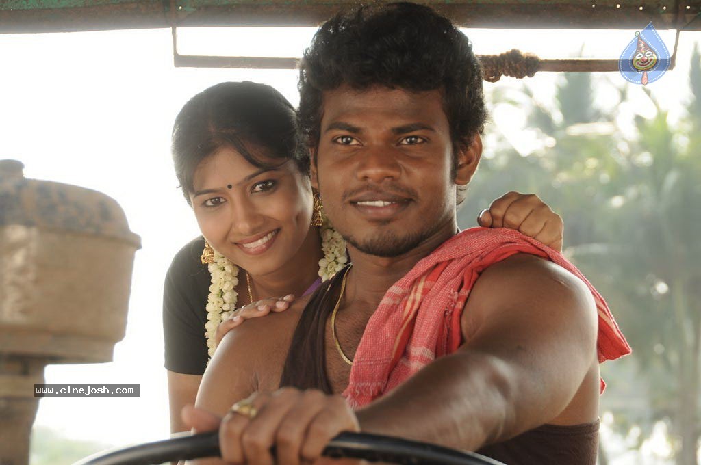Sogusu Perundhu Tamil Movie Stills - 31 / 55 photos