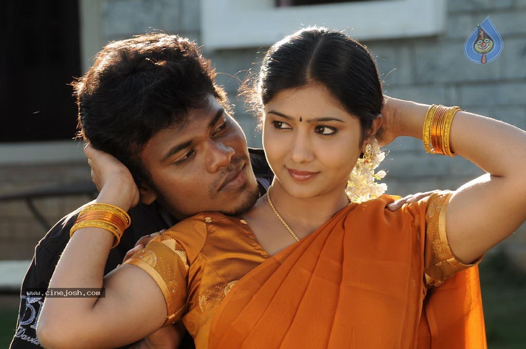 Sogusu Perundhu Tamil Movie Stills - 32 / 55 photos