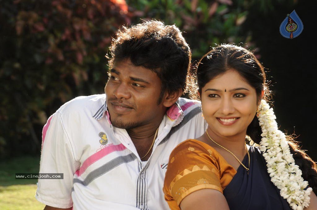 Sogusu Perundhu Tamil Movie Stills - 37 / 55 photos