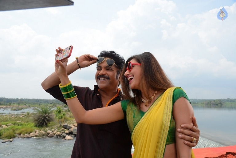 Sokkali Mainar Tamil Movie Photos - 33 / 42 photos