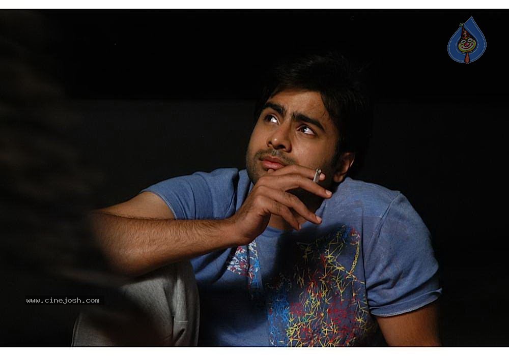 Solo Movie Latest Stills - 33 / 77 photos